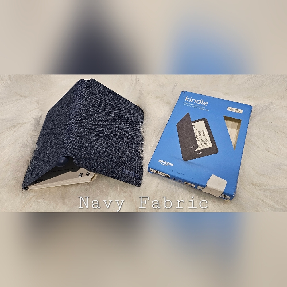 Kindle Basic Or Paperwhite Leather Cover for 11th Generation, Navy Blue & Black - Picture 4 of 5